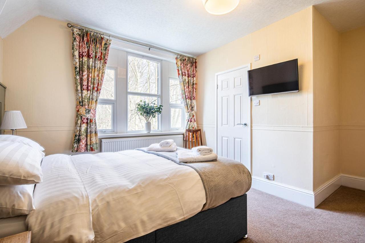 Fountains Guest House - Harrogate Stays Bagian luar foto